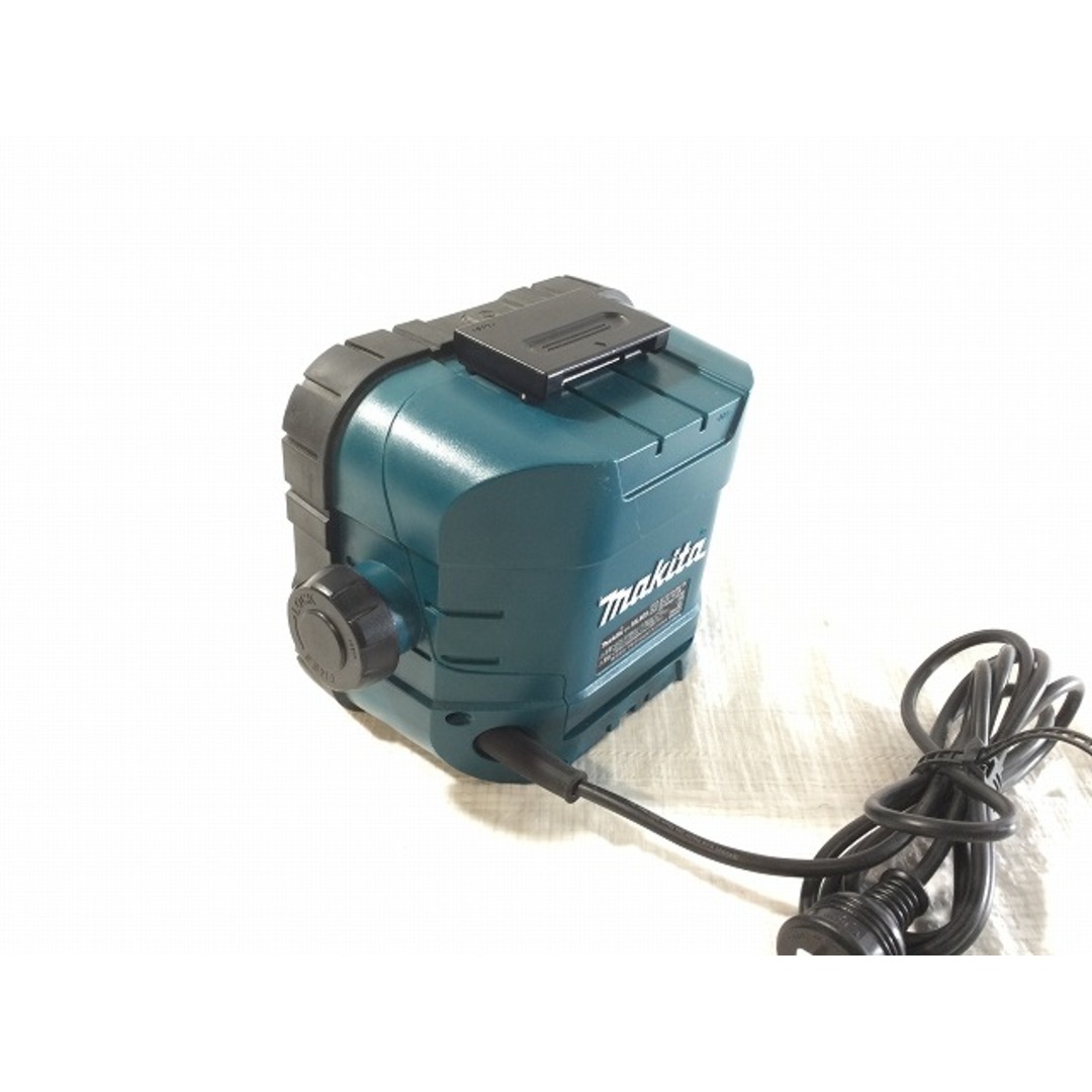 Makita(マキタ)の☆比較的綺麗☆ makita マキタ 14.4V/18V 充電式LEDスタンドライト ML805 本体のみ 作業用ライト 投光器 LEDライト 69839 自動車/バイクのバイク(工具)の商品写真