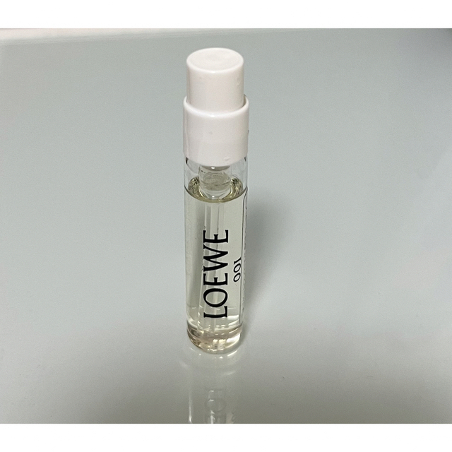LOEWE(ロエベ)のLOEWE 香水　サンプル コスメ/美容の香水(ユニセックス)の商品写真