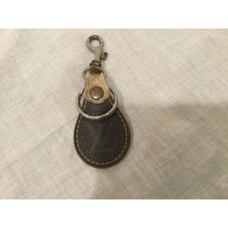 ルイヴィトン(LOUIS VUITTON)のルイヴィトン　キーホルダー　中古品　　売約済み(キーホルダー)