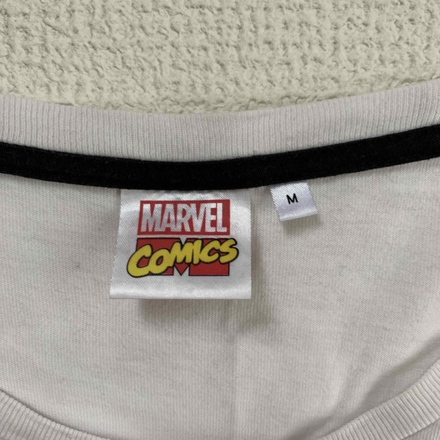 MARVEL(マーベル)のMARVEL COMICS  マーベルコミック　半袖Tシャツ　GU  M メンズのトップス(Tシャツ/カットソー(半袖/袖なし))の商品写真