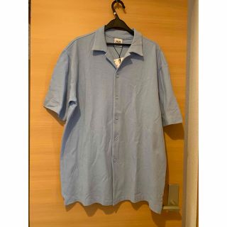 ザラ(ZARA)のZARA    シャツ　　M(Tシャツ/カットソー(半袖/袖なし))