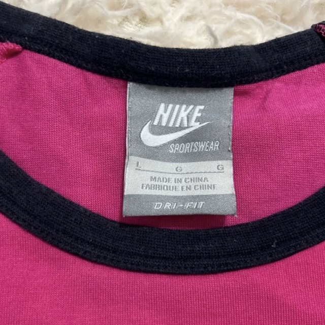 NIKE(ナイキ)の【573】NIKE 半袖シャツ レディースのトップス(Tシャツ(半袖/袖なし))の商品写真