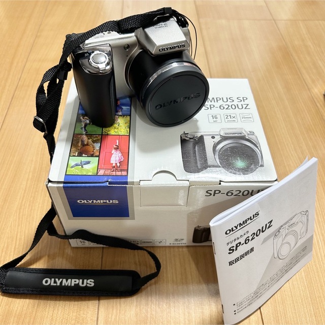 美品★OLYMPUS コンパクトデジカメ SP-620UZ