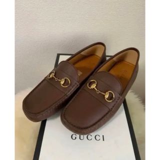 グッチ(Gucci)のGUCCI ドライビングシューズ　茶(スリッポン/モカシン)