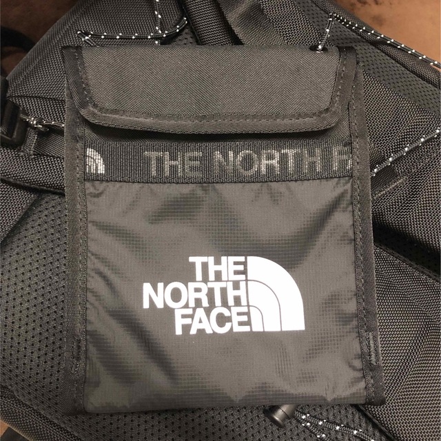 THE NORTH FACE(ザノースフェイス)のノースフェイス　サコッシュ メンズのバッグ(ショルダーバッグ)の商品写真