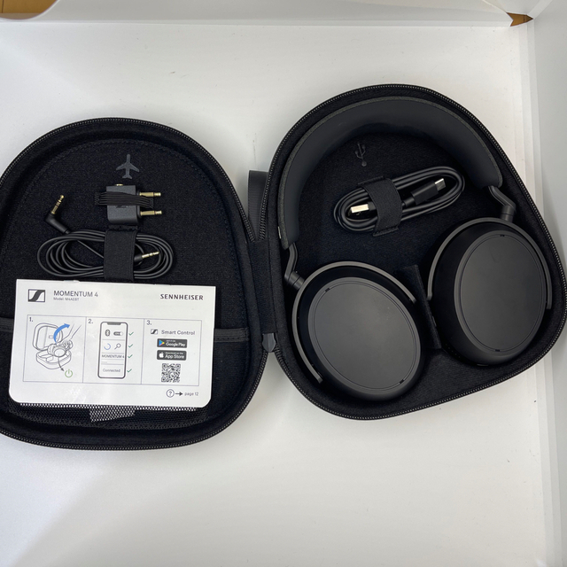 SENNHEISER(ゼンハイザー)のSENNHEIZER MOMENTUM4 wireless 付属品完備 スマホ/家電/カメラのオーディオ機器(ヘッドフォン/イヤフォン)の商品写真