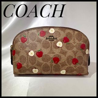 コーチ(COACH)の可愛い♡ COACH リンゴ柄　ポーチ　シグネチャー　コスメポーチ　林檎(ポーチ)