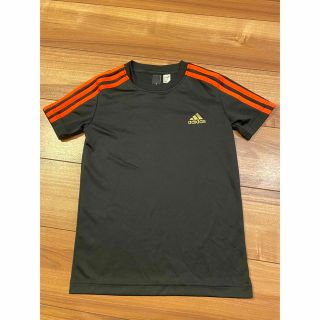 アディダス(adidas)のアディダス　キッズ　スポーツTシャツ(Tシャツ/カットソー)