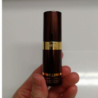 TOM FORDアイシャドウ化粧下地セット数量限定商品　総額54,900円以上！