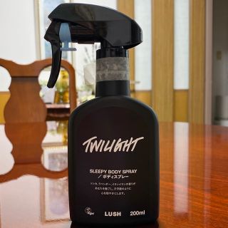 ラッシュ(LUSH)のLUSH ボディスプレーTWILIGHT 200ml(ユニセックス)