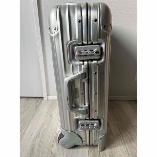 人気激安 【良品】ルフトハンザ リモワ 2輪 31L 機内持ち込み可