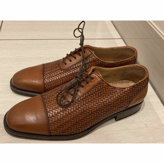 MAGNANNI(マグナーニ)のスペイン王室御用達、お洒落なドレスシューズ　EU41(約26センチ) メンズの靴/シューズ(ドレス/ビジネス)の商品写真