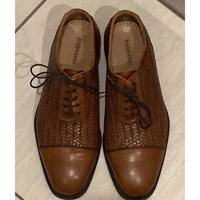 MAGNANNI(マグナーニ)のスペイン王室御用達、お洒落なドレスシューズ　EU41(約26センチ) メンズの靴/シューズ(ドレス/ビジネス)の商品写真