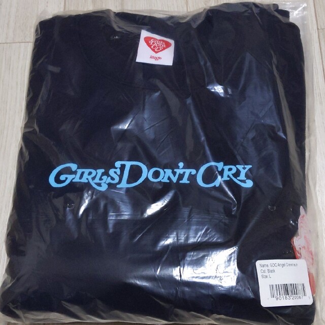 Girls Don't Cry(ガールズドントクライ)のGirls Don't Cry Angel Crewneck メンズのトップス(スウェット)の商品写真