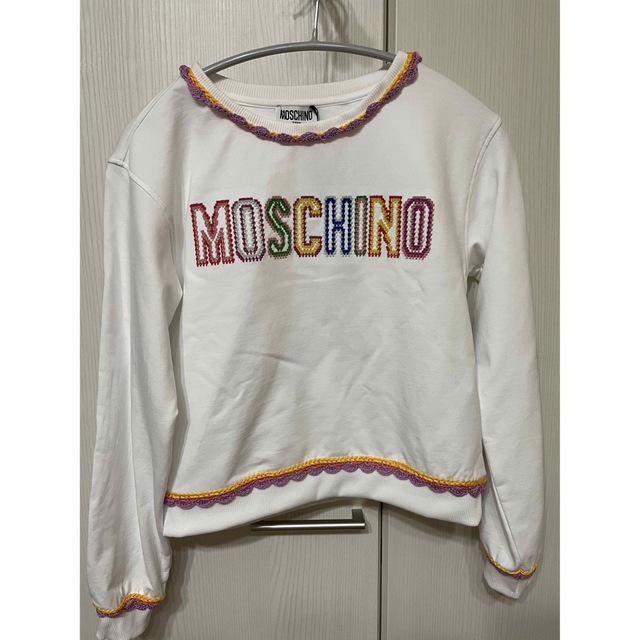 MOSCHINO(モスキーノ)のモスキーノ　キッズ　12y 刺繍　ぴんく レディースのトップス(Tシャツ(長袖/七分))の商品写真