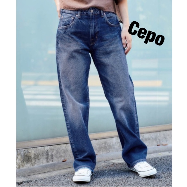 CEPO(セポ)の【新品タグ付】セポ Cepo セルビッチデニム ストレート レディースのパンツ(デニム/ジーンズ)の商品写真