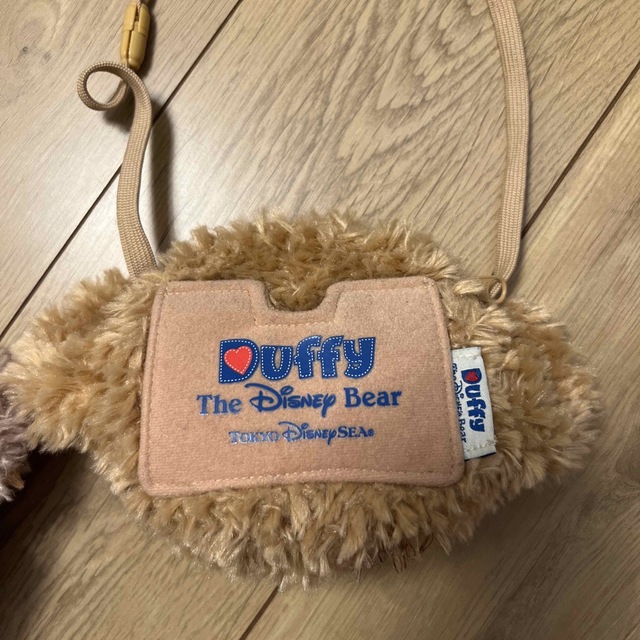 Disney(ディズニー)のダッフィとシェリーメイ　パスポートケース エンタメ/ホビーのおもちゃ/ぬいぐるみ(キャラクターグッズ)の商品写真