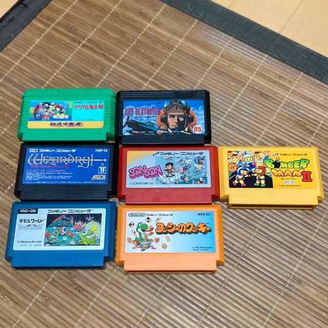 ファミリーコンピュータ - ファミコンソフト7本セットの通販 by ここは