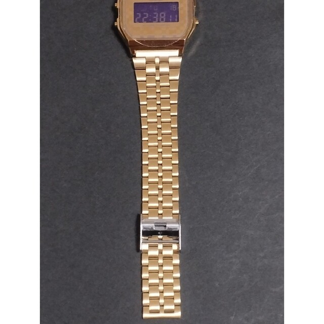 CASIO(カシオ)の新品❗【ポイズンカラー】カシオ A-159WGEA-9ADF メンズの時計(腕時計(デジタル))の商品写真