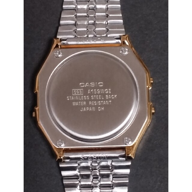 CASIO(カシオ)の新品❗【ポイズンカラー】カシオ A-159WGEA-9ADF メンズの時計(腕時計(デジタル))の商品写真