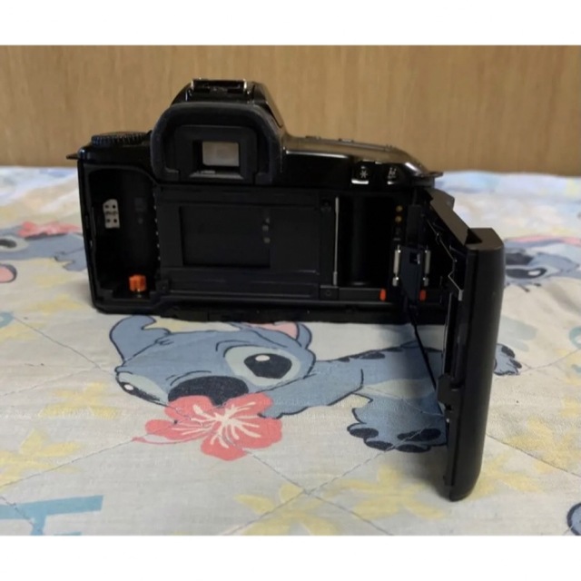 Canon(キヤノン)のキャノン EOSKissとEF35-80mm 1:4-5.6III スマホ/家電/カメラのカメラ(フィルムカメラ)の商品写真