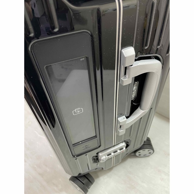 RIMOWA(リモワ)のリモワ スーツケース リンボ 60L ブラック 88263505 電子タグ メンズのバッグ(トラベルバッグ/スーツケース)の商品写真