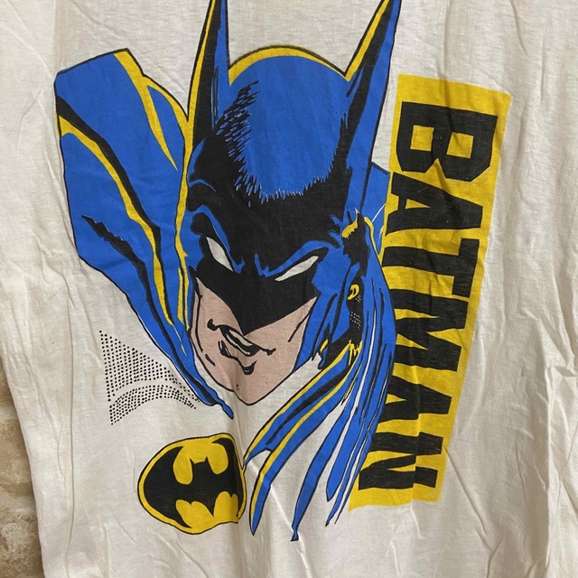 DC(ディーシー)のK68 DC バットマン acomino 古着 Tシャツ キャラクターT 白 メンズのトップス(Tシャツ/カットソー(半袖/袖なし))の商品写真