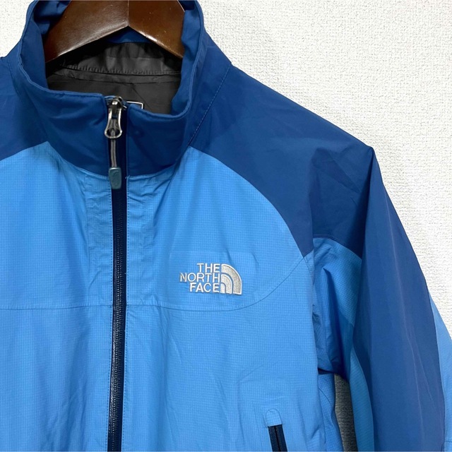 THE NORTH FACE(ザノースフェイス)の人気美品 ノースフェイス ナイロンジャケット ゴアテックス レディースL レディースのジャケット/アウター(ナイロンジャケット)の商品写真