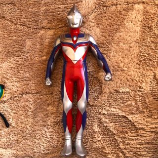 バンダイ(BANDAI)のウルトラマンティガ46cm特大フィギュア(キャラクターグッズ)