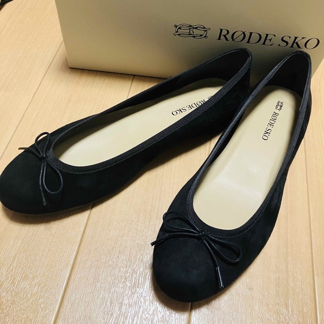 RODE SKO(ロデスコ)の新品24.5-25cm RODE SKO  スウェード調バレエシューズ レディースの靴/シューズ(バレエシューズ)の商品写真