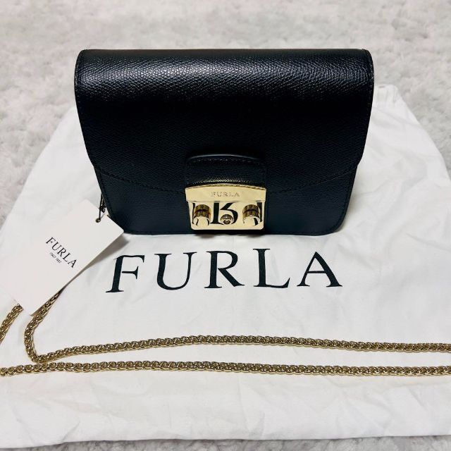 新品】 FURLA フルラ メトロポリス ミニ ショルダーバッグ 黒 新品】 FURLA フルラ メトロポリス ミニ ショルダーバッグ 黒