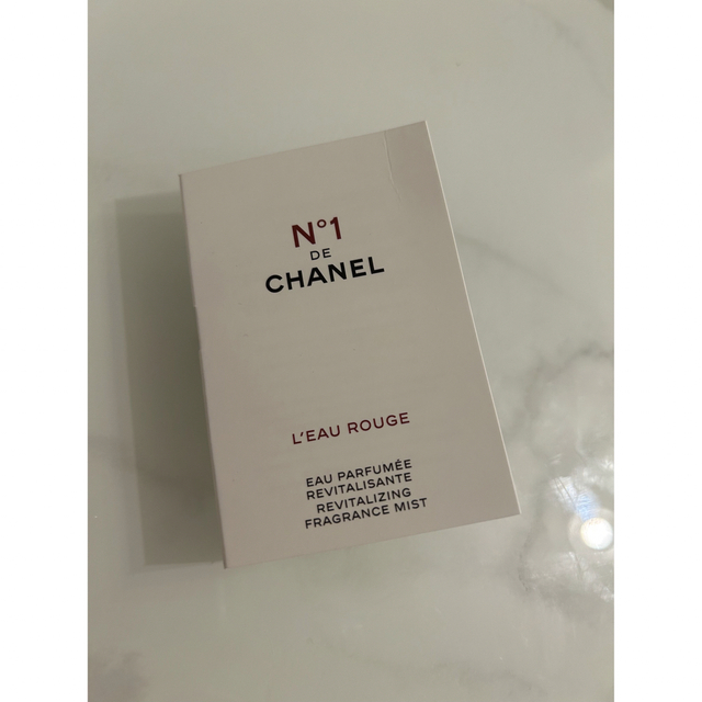 CHANEL(シャネル)の【新品未使用】ロールージュNo1ドゥシャネル　ボディミスト1.5ml サンプル コスメ/美容の香水(香水(女性用))の商品写真