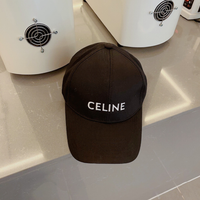 中古品】CELINE ベースボールキャップ 格安販売の 52%割引 www.toyotec.com