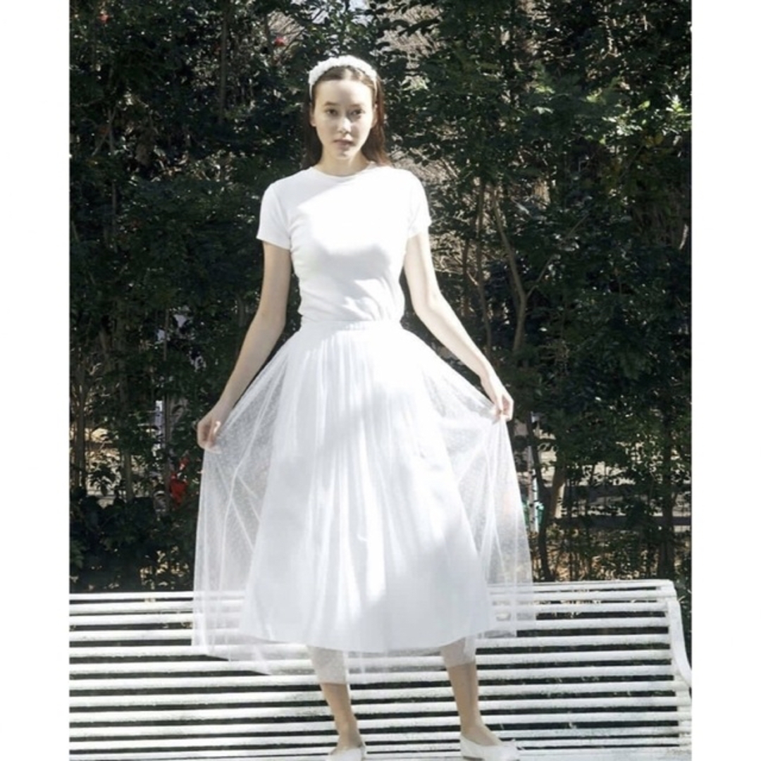 épine(エピヌ)のエピヌ epine dot tulle long skirt ホワイト レディースのスカート(ロングスカート)の商品写真