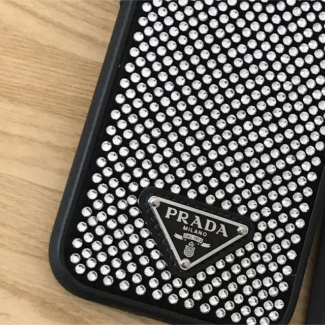 PRADA   新品同様 極美品 PRADA プラダ iPhone  Pro ケース の通販