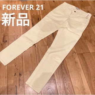 フォーエバートゥエンティーワン(FOREVER 21)の新品送料込み　フォーエバー21 チノパン　イエロー　26(チノパン)