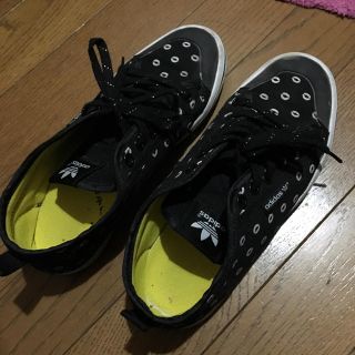 アディダス(adidas)のadidas スニーカー (スニーカー)