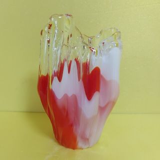 ✨新品✨赤と白がおりなすコントラストがステキな花瓶(花瓶)