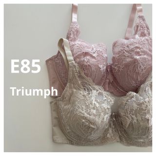 トリンプ(Triumph)のトリンプ  E85 2枚セット　フルカップブラ　花柄レースブラ　大きいサイズ(ブラ)