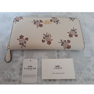 コーチ(COACH)のCOACH 長財布ラウンドファスナー花柄(財布)