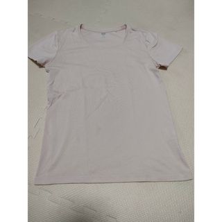 ユニクロ(UNIQLO)のUNIQLO　ピンクTシャツ(Tシャツ(半袖/袖なし))