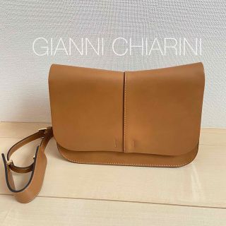 ジャンニキャリーニ(GIANNI CHIARINI)の美品☆ジャンニキャリーニ/レザーショルダーバッグ/クラッチ/上品/通勤通学(ショルダーバッグ)