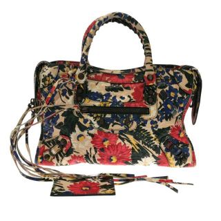 バレンシアガ シティの通販 700点以上 | Balenciagaを買うならラクマ バレンシアガ シティの通販 700点以上 | Balenciagaを買うならラクマ