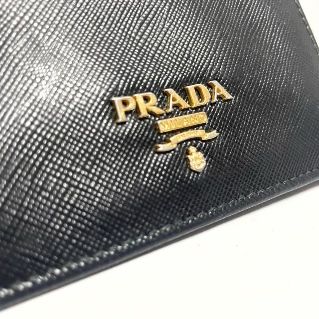 PRADA(プラダ) 名刺入れ - 黒×ゴールド あなたのお気に入り見つけよう