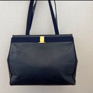 サルヴァトーレフェラガモ(Salvatore Ferragamo)の【お値下げ致しました】フェラガモサルバトーレ　トートバッグ　レディース(トートバッグ)