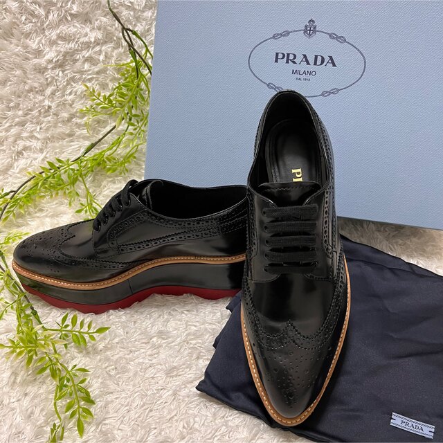 PRADA プラットフォームシューズ