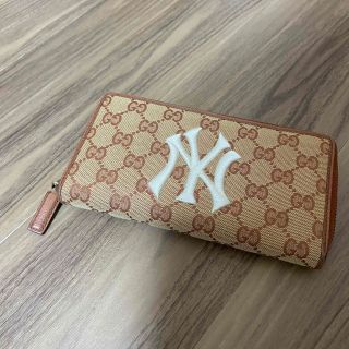 グッチ(Gucci)の【値下げ可能】GUCCI ヤンキースコラボ長財布(長財布)