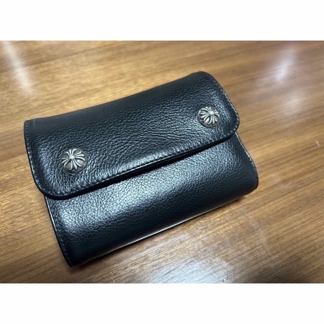 1つダガーデザインクロスボタンクロムハーツ　wave mini wallet