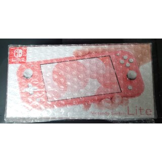 ニンテンドースイッチ(Nintendo Switch)のニンテンドースイッチ ライト コーラルピンク(携帯用ゲーム機本体)