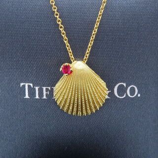 ティファニー(Tiffany & Co.)のティファニー 1P ルビー シェル イエロー ゴールド ネックレス HH11(ネックレス)